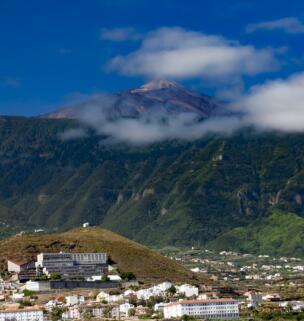 Tenerife’s GR131 Volcano Traverse: What Seven Days Crossing the Island On Foot Actually Involves